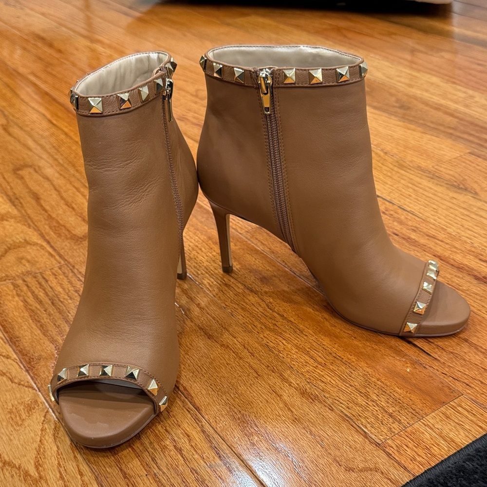White House Black Market Tan Studded Heeled Boots